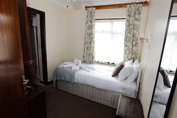 Aylesbray Lodge