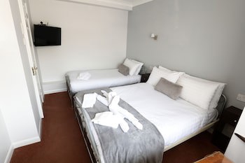 Aylesbray Lodge