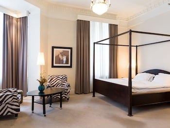 Elite Hotel Knaust