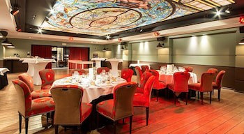 Cortina Hotel