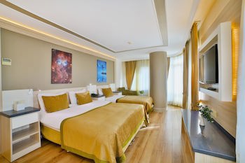 Bulvar Palas Old City Hotel