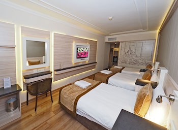 Bulvar Palas Old City Hotel