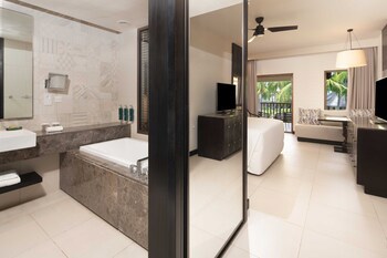 Hilton Mauritius Resort & Spa