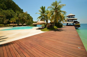 Pearl Farm Beach Resort