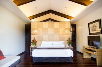 Pearl Farm Beach Resort