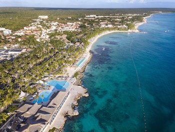 Viva Dominicus Beach By Wyndham, A Trademark All Inclusive