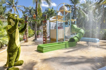 Viva Dominicus Beach By Wyndham, A Trademark All Inclusive