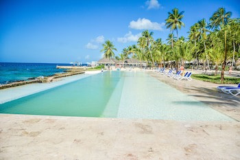 Viva Dominicus Beach By Wyndham, A Trademark All Inclusive