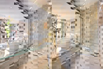 Arena Hotel - Special Class