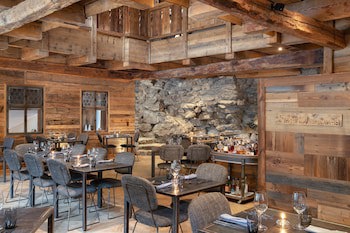 Hostellerie Du Pas De L'ours Relais Et Chateaux