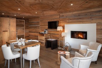 Hostellerie Du Pas De L'ours Relais Et Chateaux