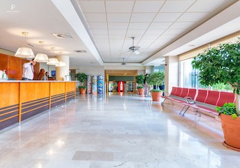 Port Fiesta Park Hotel