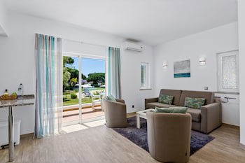 Prado Villas