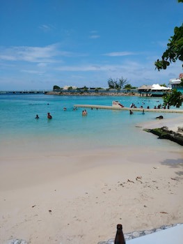 Fisherman's Point Resort