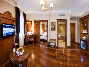 Connected Family Suite