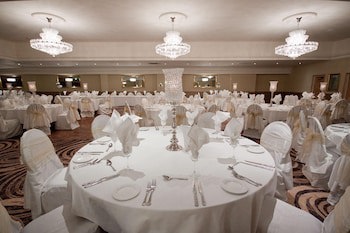Best Western Plus White Horse Hotel