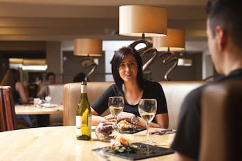 Best Western Plus White Horse Hotel