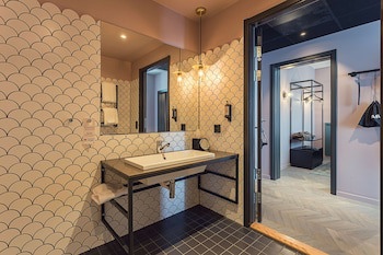 Best Western Plus Hus 57