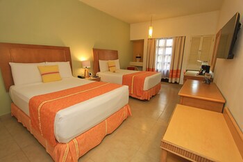Binniguenda Huatulco & Beach Club