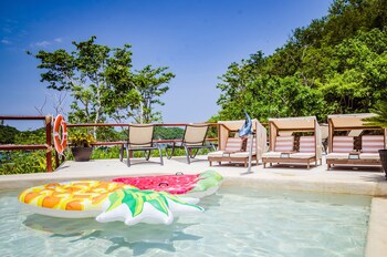 Binniguenda Huatulco & Beach Club