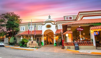 Binniguenda Huatulco & Beach Club