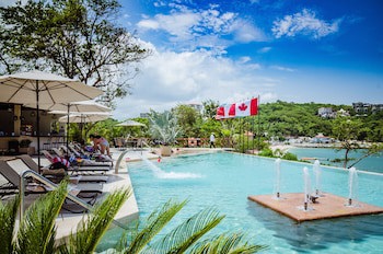 Binniguenda Huatulco & Beach Club