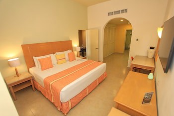 Binniguenda Huatulco & Beach Club