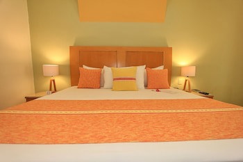 Binniguenda Huatulco & Beach Club