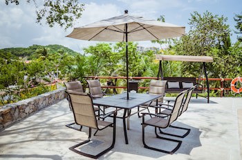 Binniguenda Huatulco & Beach Club