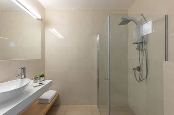 Ein Gedi Kibbutz Hotel