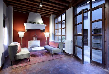 Exe Casa De Los Linajes