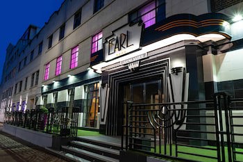 The Earl Of Doncaster Hotel