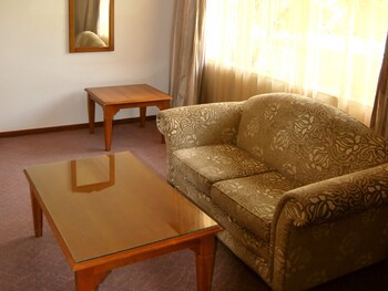 Safari Hotel & Convention Centre