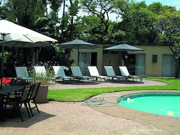 Safari Hotel & Convention Centre