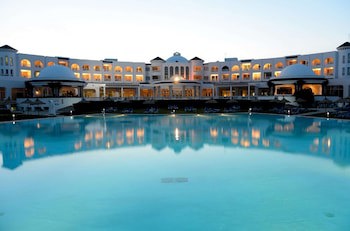 Golden Tulip Taj Sultan Resort