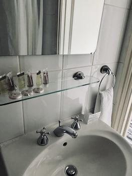 My Place Hotel