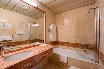 Etrusco Arezzo Hotel, Sure Hotel Collection by Best Western galeri fotoğrafı