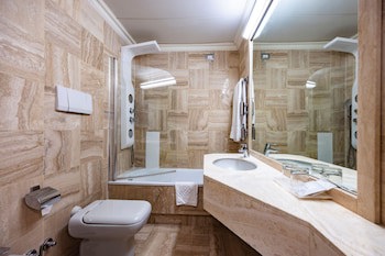 Etrusco Arezzo Hotel, Sure Hotel Collection by Best Western galeri fotoğrafı