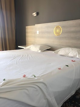 Eden Star Resort