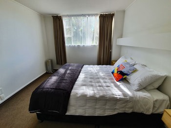 U Studios Paraparaumu Beach