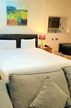 Grand Plaza Serviced Apartments