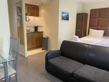 Grand Plaza Serviced Apartments