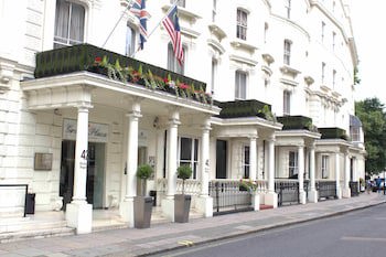 Grand Plaza Serviced Apartments