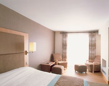 Big Blue Hotel