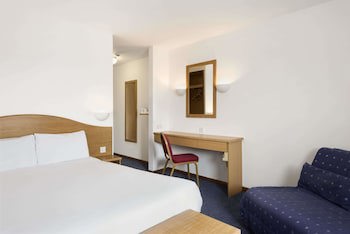 Days Inn By Wyndham Telford Ironbridge M54