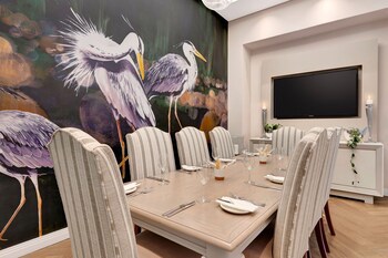 African Pride Melrose Arch Hotel, Autograph Collection