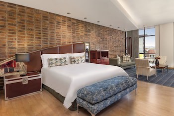 African Pride Melrose Arch Hotel, Autograph Collection