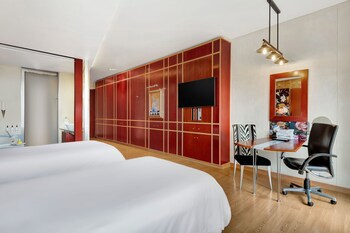 African Pride Melrose Arch Hotel, Autograph Collection