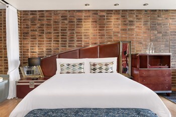African Pride Melrose Arch Hotel, Autograph Collection