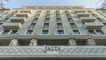 Jalta Boutique Hotel